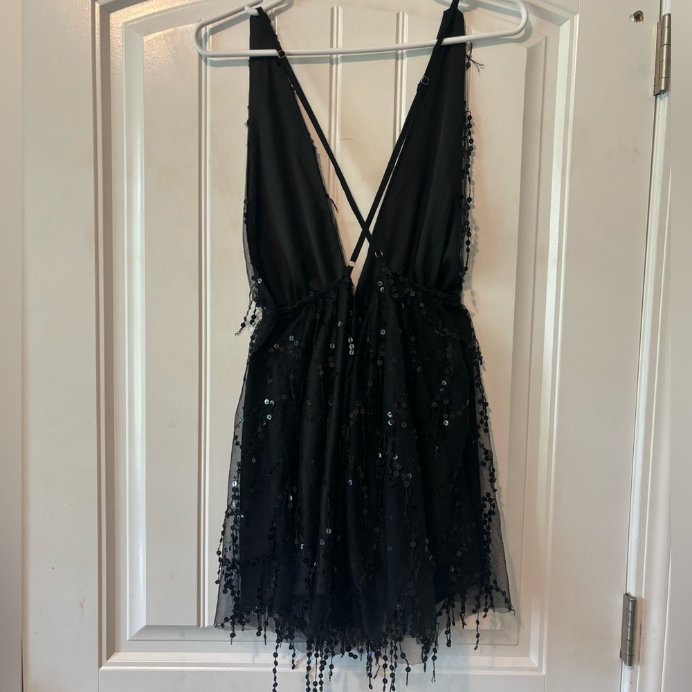 Black fringe sequins poofy dress, women’s size 6, criss cross back